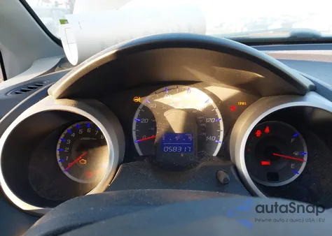 2010 Honda Fit Sport z USA, uszkodzony, nr VIN JHMGE8H49AC015018